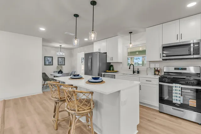 $599,000 | 1017 San Juan Avenue, Charleston, SC 29407