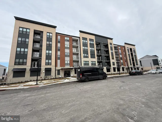 $3,200 | 1 Culvert Drive, Unit 209, Princeton Junction, NJ 08540