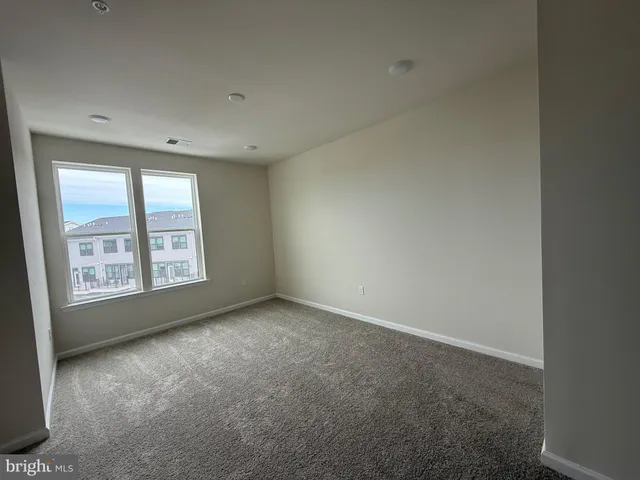 $3,200 | 1 Culvert Drive, Unit 209, Princeton Junction, NJ 08540