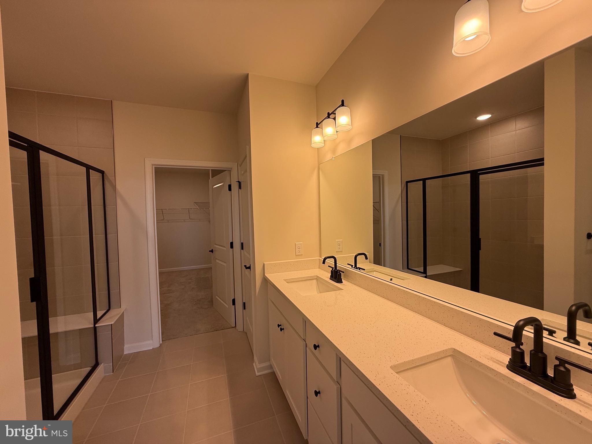 1 Culvert Drive, Unit 209 Princeton Junction, NJ 08540 - Photo 16 of 23 Primary Bathroom