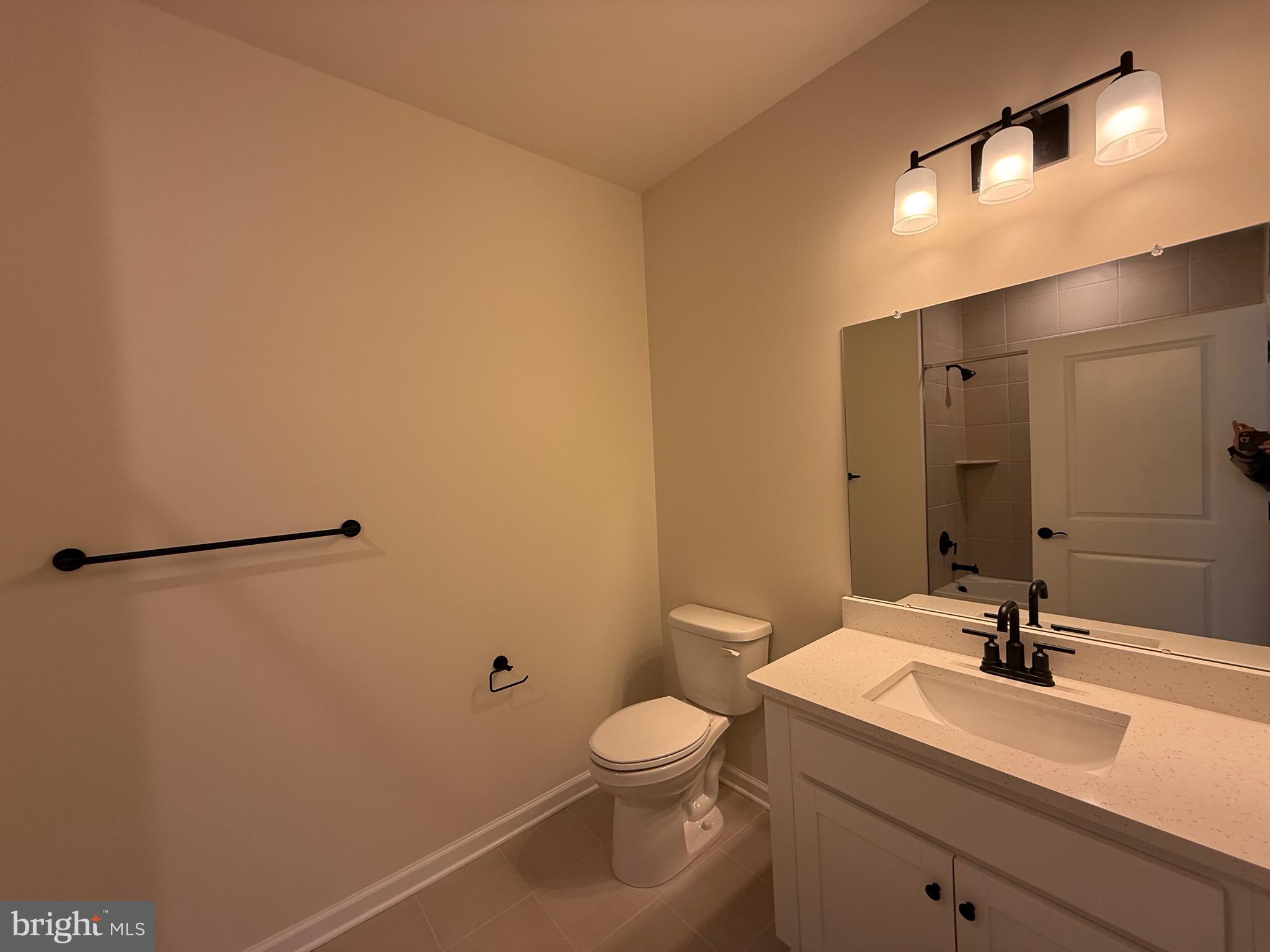 1 Culvert Drive, Unit 209 Princeton Junction, NJ 08540 - Photo 20 of 23 Hallway Bathroom