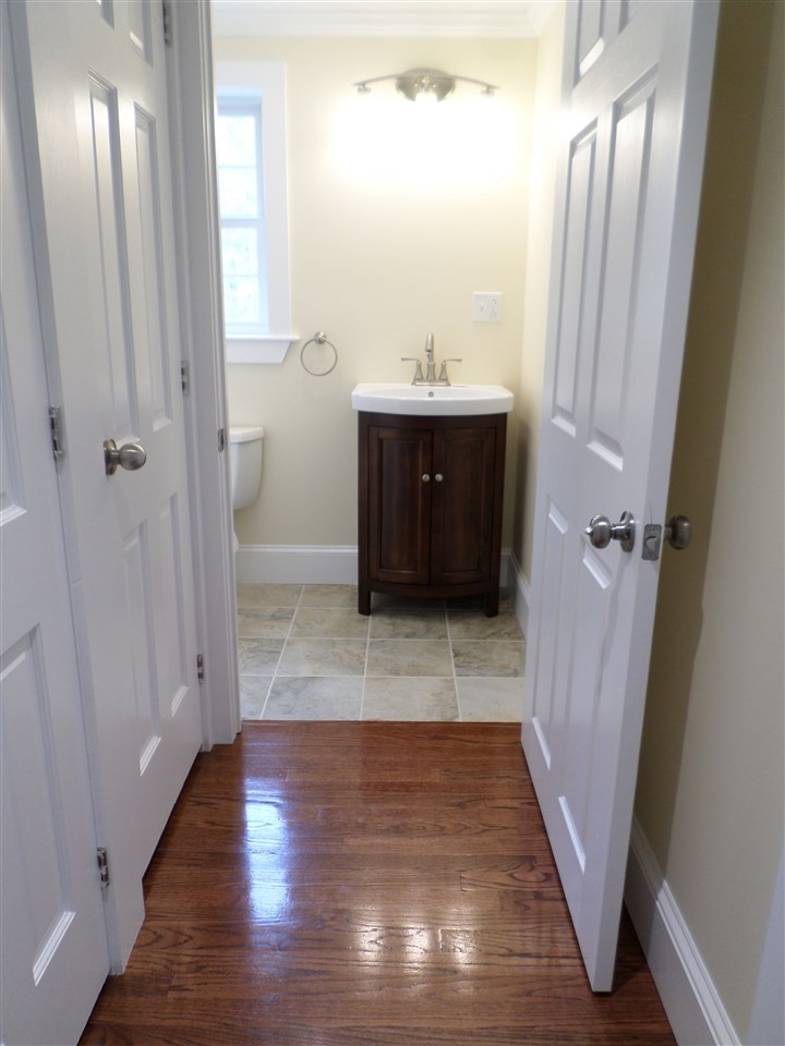 3 Denbow Road Durham, NH 03824 - Photo 11 of 37
