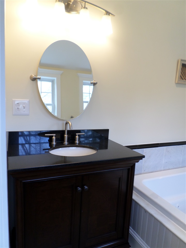 3 Denbow Road Durham, NH 03824 - Photo 24 of 37