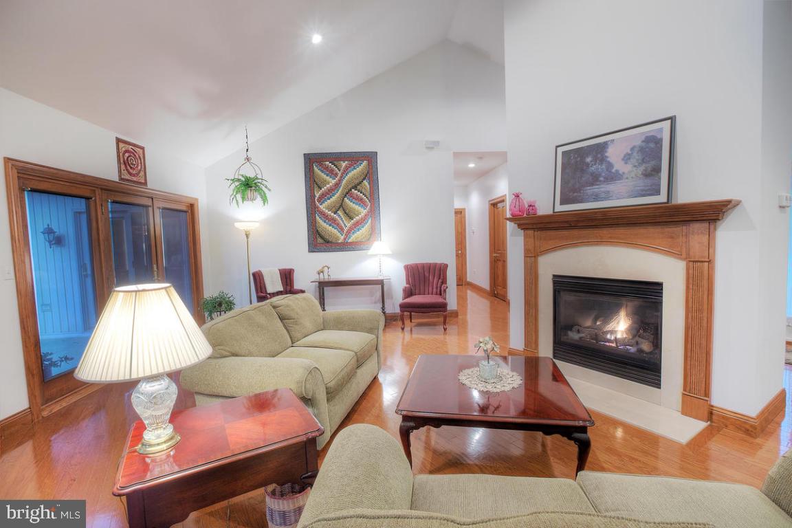 1425 Habecker Road Columbia, PA 17512 - Photo 8 of 41 Gallery Image 8
