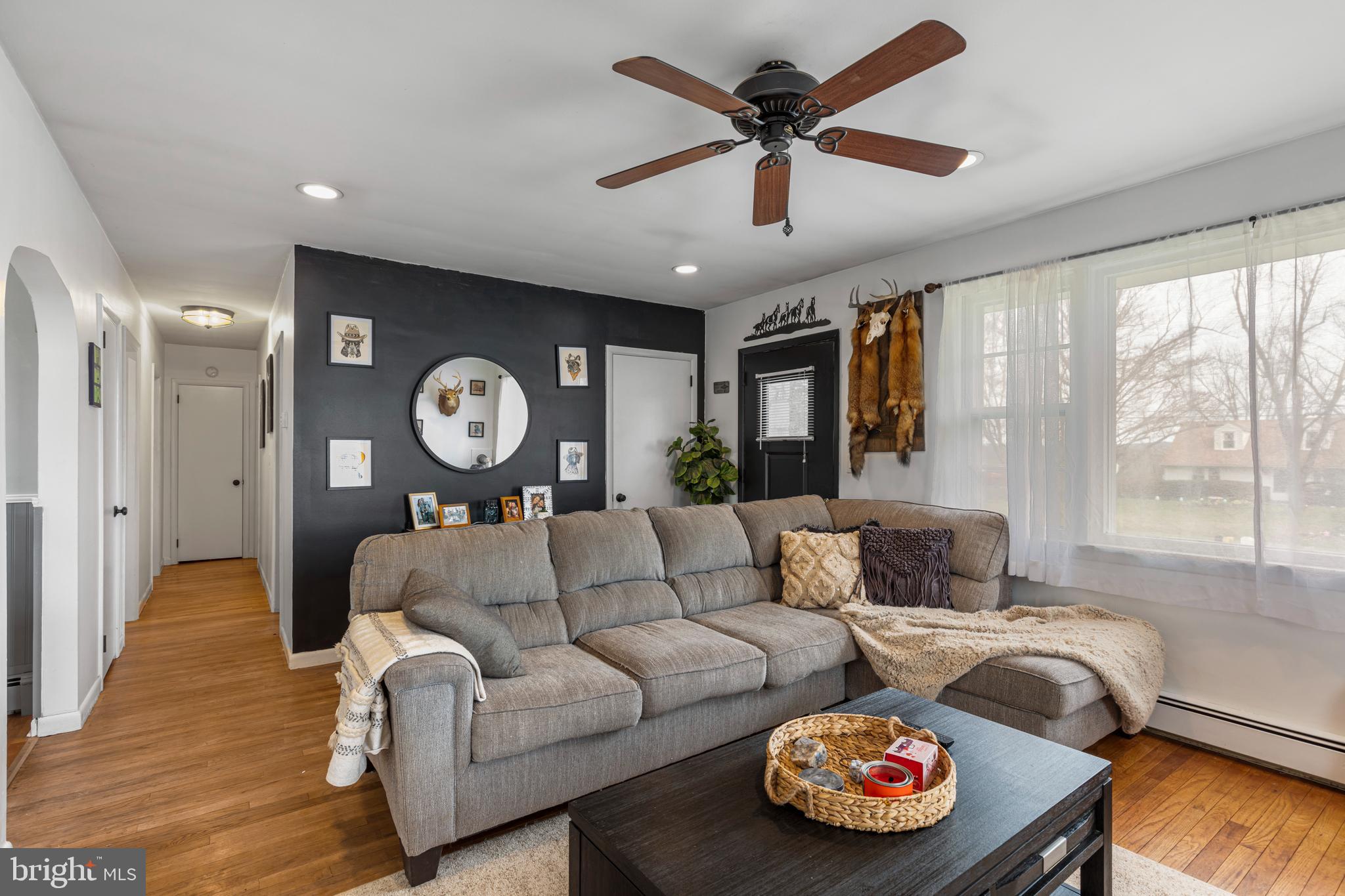 918 Spring City Road Phoenixville, PA 19460 - Photo 3 of 15
