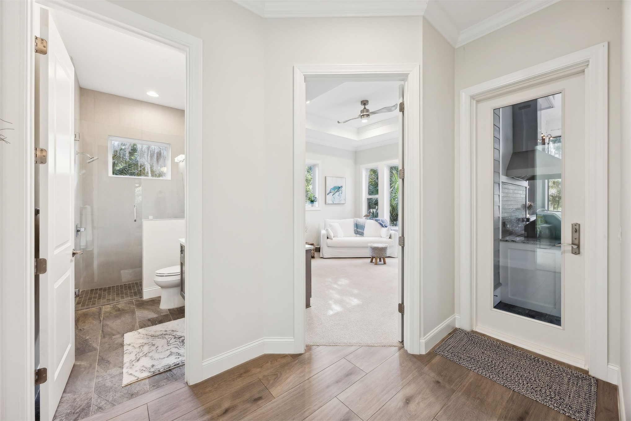 96029 Brady Point Road Fernandina Beach, FL 32034 - Photo 26 of 61 a view of a bathroom with tub mirror and window