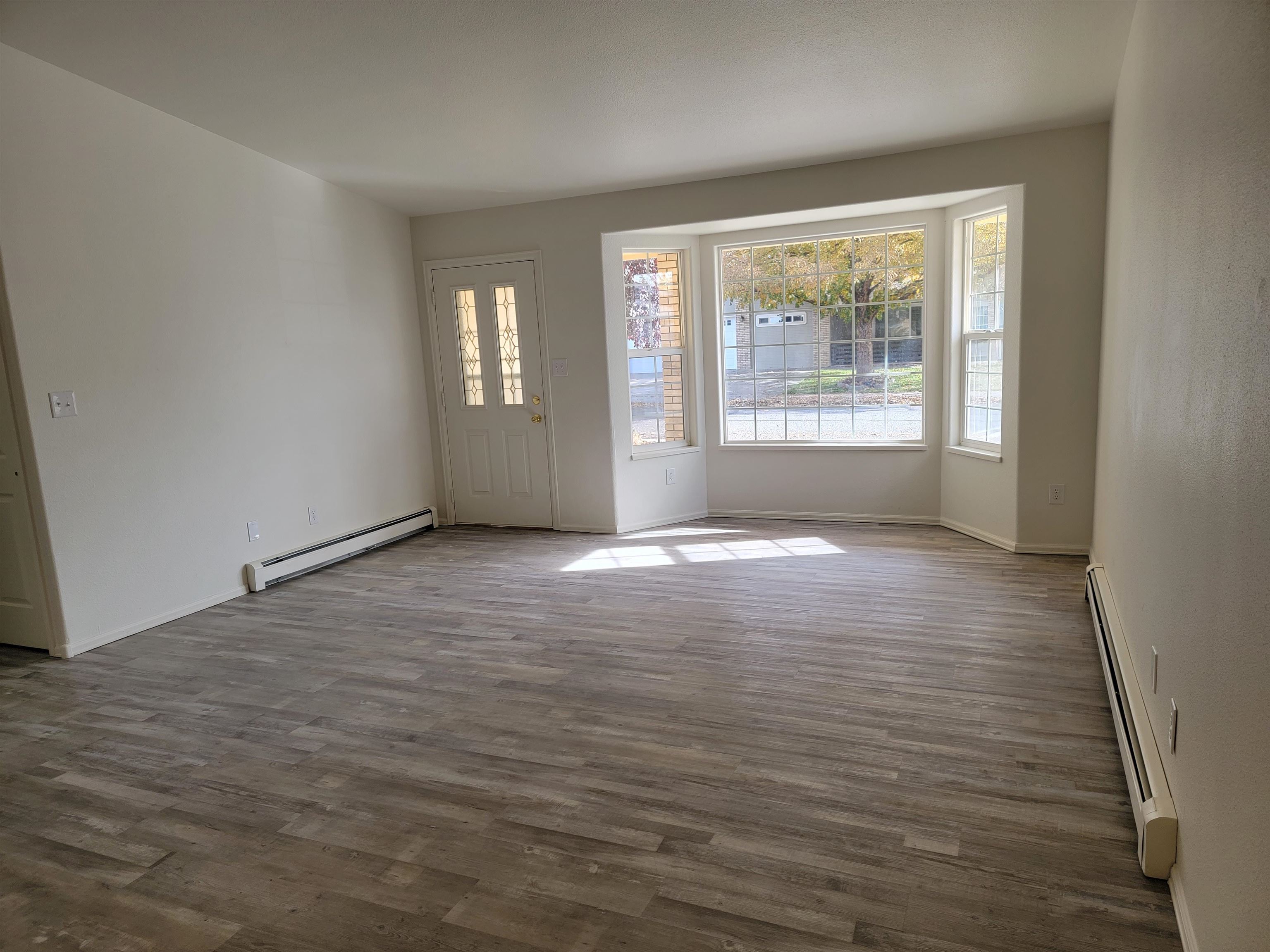 577 Pioneer Road Grand Junction, CO 81504 - Photo 3 of 14 Gallery Image 3