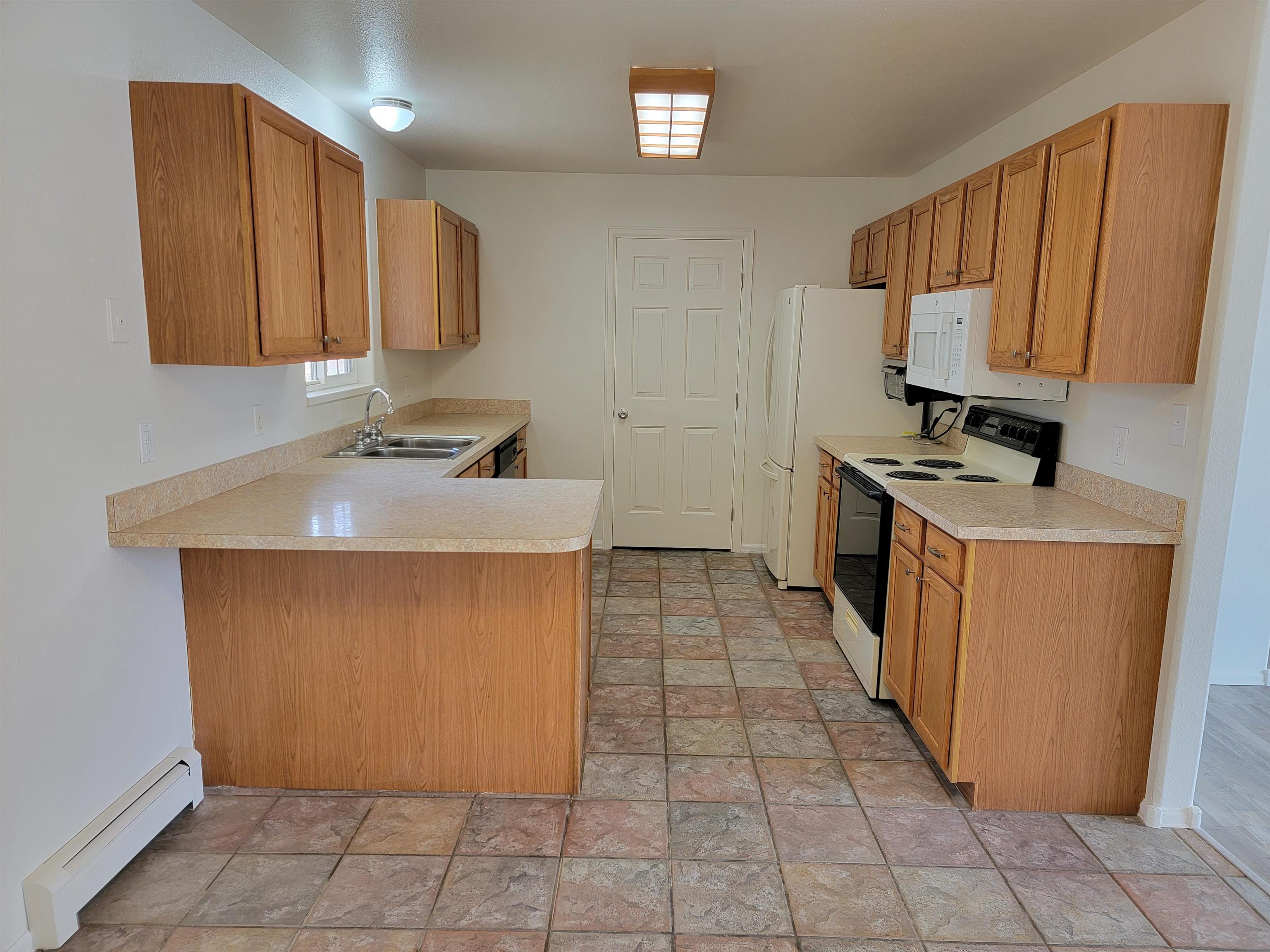 577 Pioneer Road Grand Junction, CO 81504 - Photo 5 of 14 Gallery Image 5