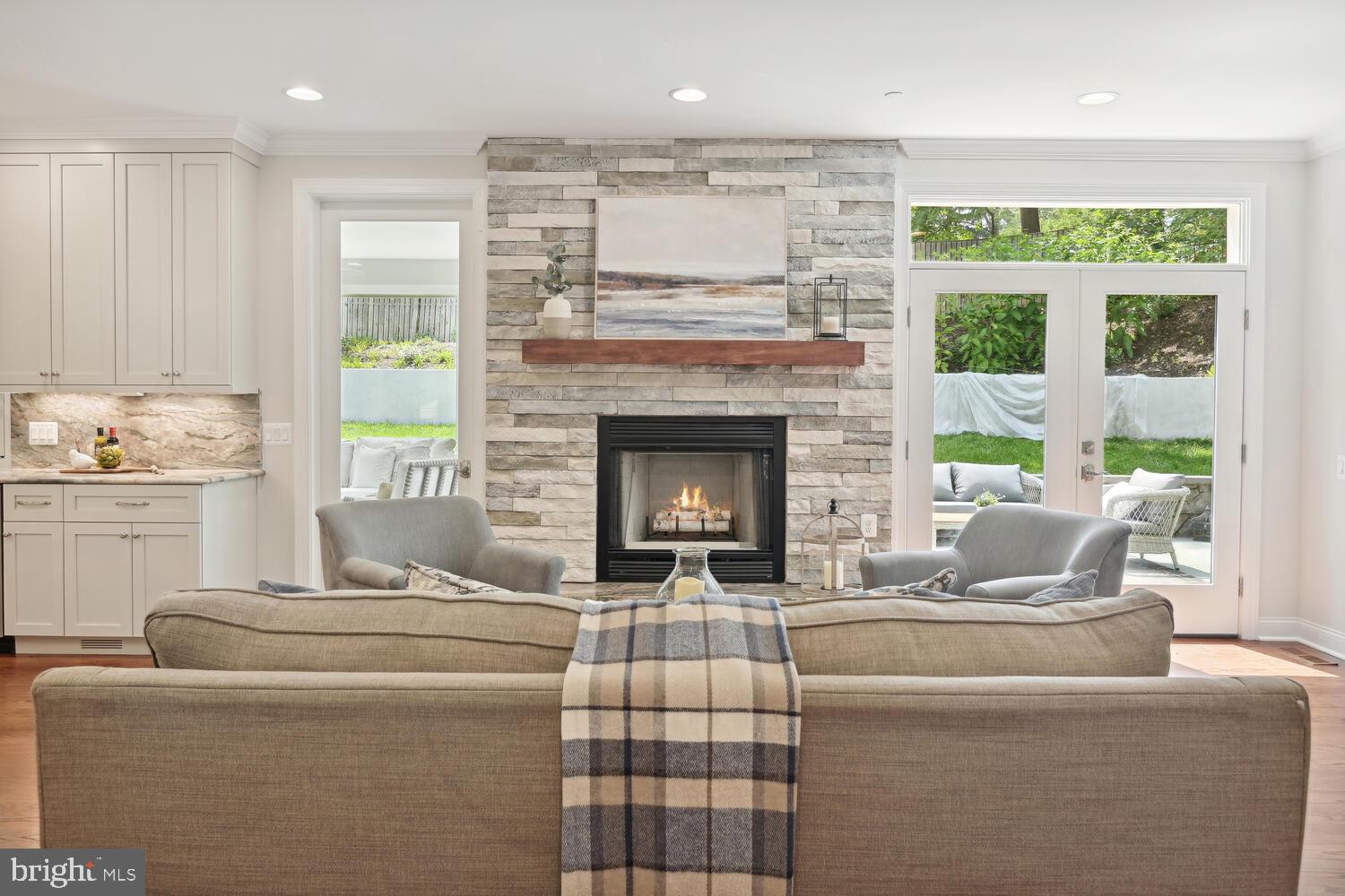 6407 West Halbert Road Bethesda, MD 20817 - Photo 11 of 71 Electric Fireplace