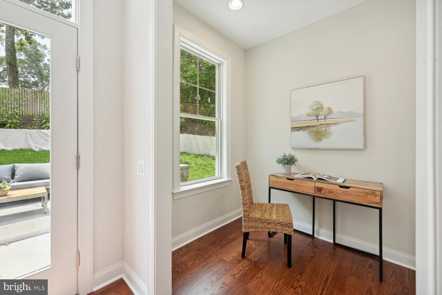 6407 West Halbert Road Bethesda, MD 20817 - Photo 32 of 71 Office or Music Room