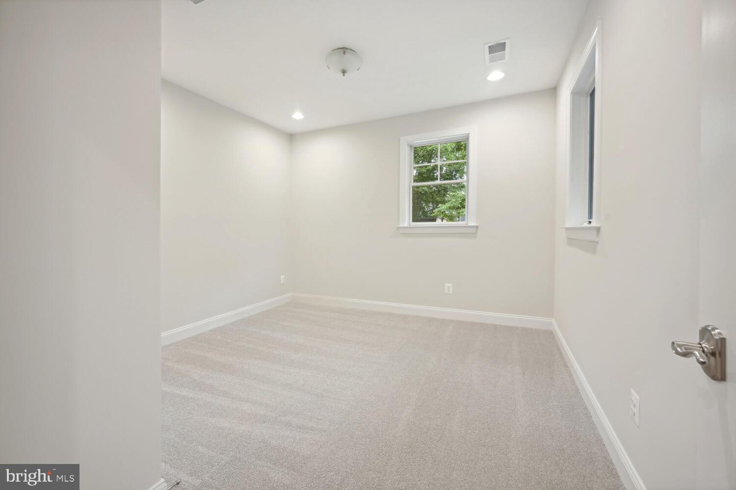 6407 West Halbert Road Bethesda, MD 20817 - Photo 51 of 71