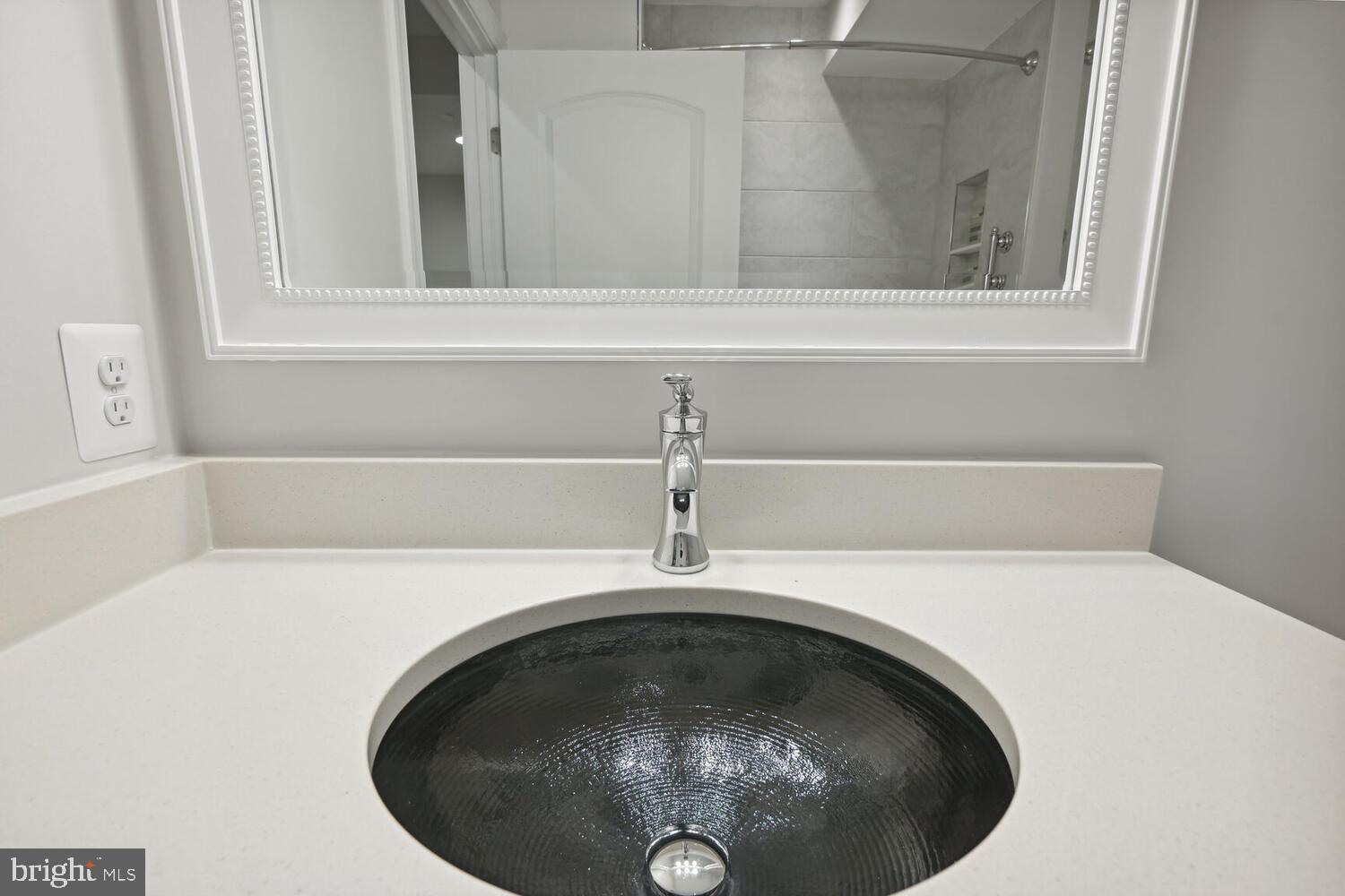 6407 West Halbert Road Bethesda, MD 20817 - Photo 61 of 71 LL Bath