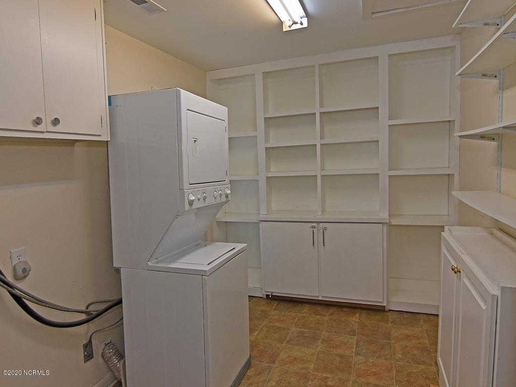 414 Sheppard Road Wilmington, NC 28411 - Photo 10 of 20 Laundry