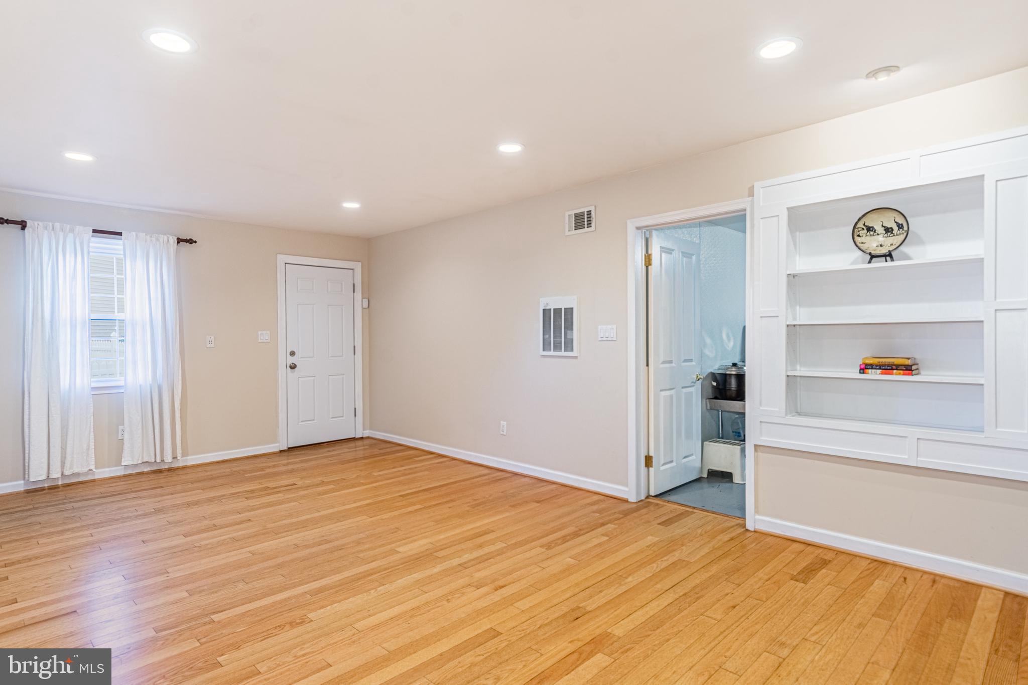 24 Dunwich Road Lutherville-Timonium, MD 21093 - Photo 14 of 46 Gallery Image 14