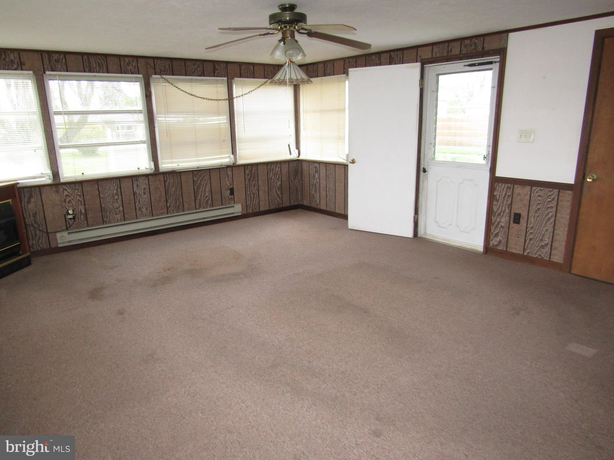 212 Princess Street Hanover, PA 17331 - Photo 14 of 33 Family Room