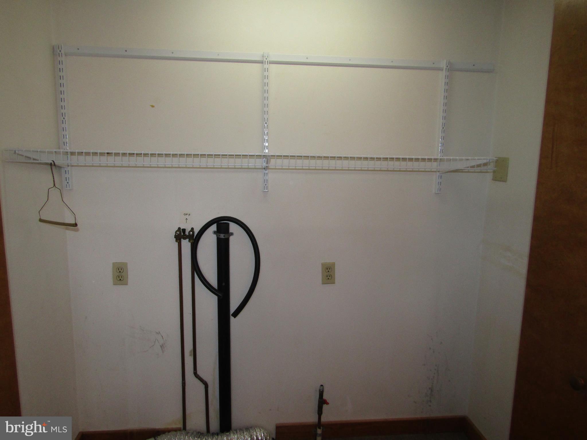 212 Princess Street Hanover, PA 17331 - Photo 18 of 33 1st Floor Laundry