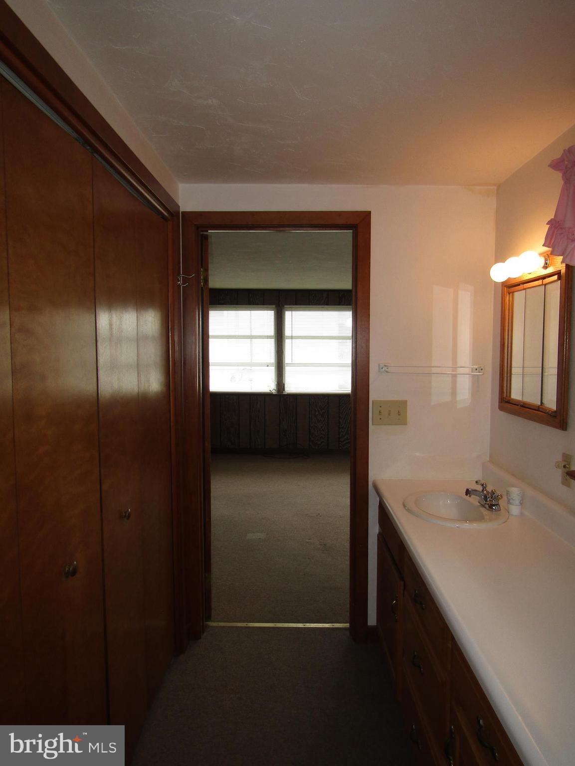 212 Princess Street Hanover, PA 17331 - Photo 19 of 33 1st Floor Full Bath off Family Room