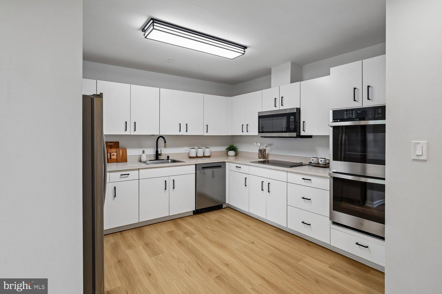 4001 Old Court Road, Unit 307 Baltimore, MD 21208 - Photo 8 of 39 Kitchen