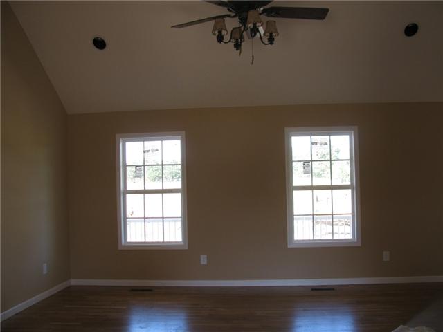 2901 Porterfield Road Readyville, TN 37149 - Photo 3 of 16 Spacious living room with hardwood floors & cathedral ceiling.