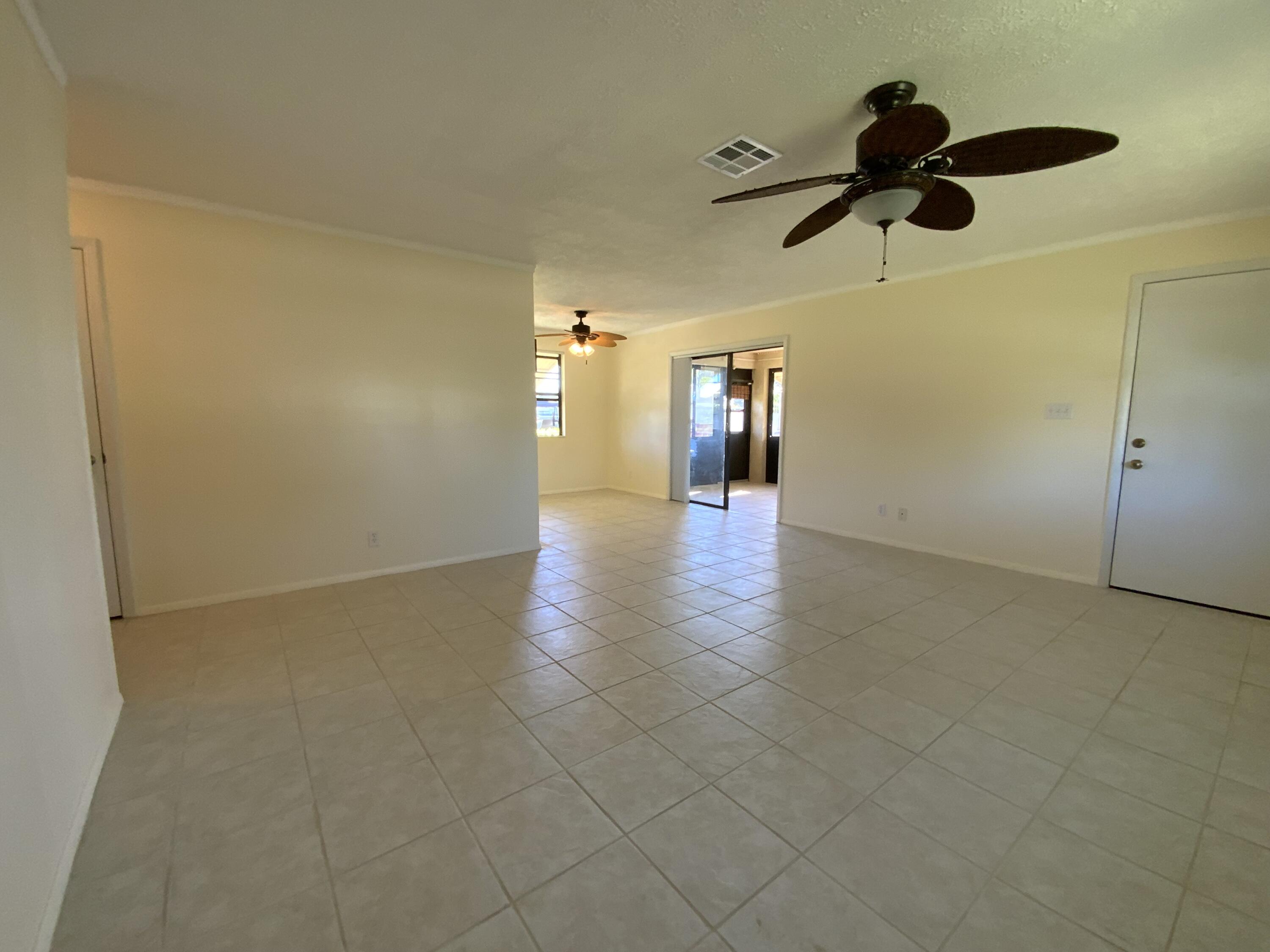 1095 Chobee Loop Okeechobee, FL 34974 - Photo 40 of 46