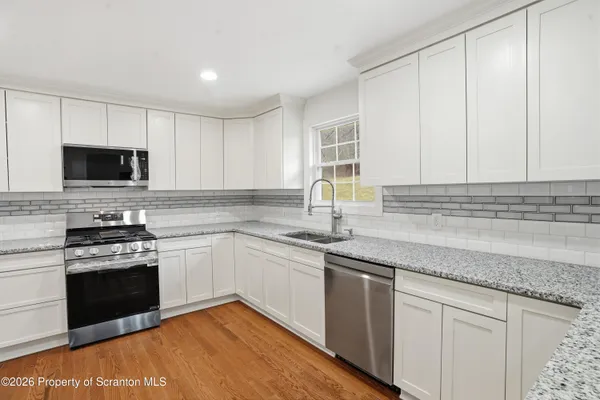 $425,000 | 16204 Highway 407, Factoryville, PA 18419