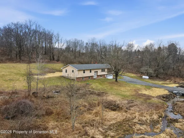 $425,000 | 16204 Highway 407, Factoryville, PA 18419
