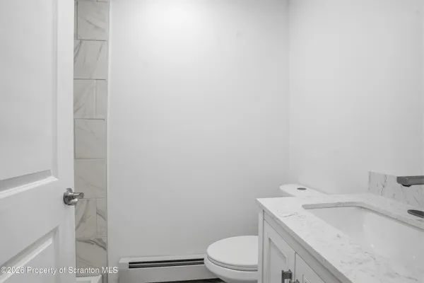 $425,000 | 16204 Highway 407, Factoryville, PA 18419