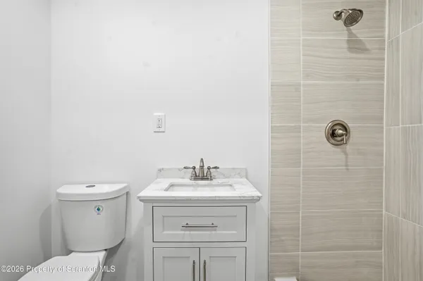 $425,000 | 16204 Highway 407, Factoryville, PA 18419