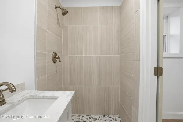 $425,000 | 16204 Highway 407, Factoryville, PA 18419