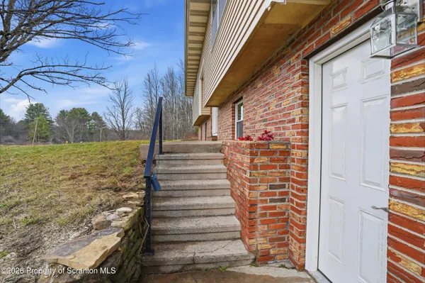 $425,000 | 16204 Highway 407, Factoryville, PA 18419