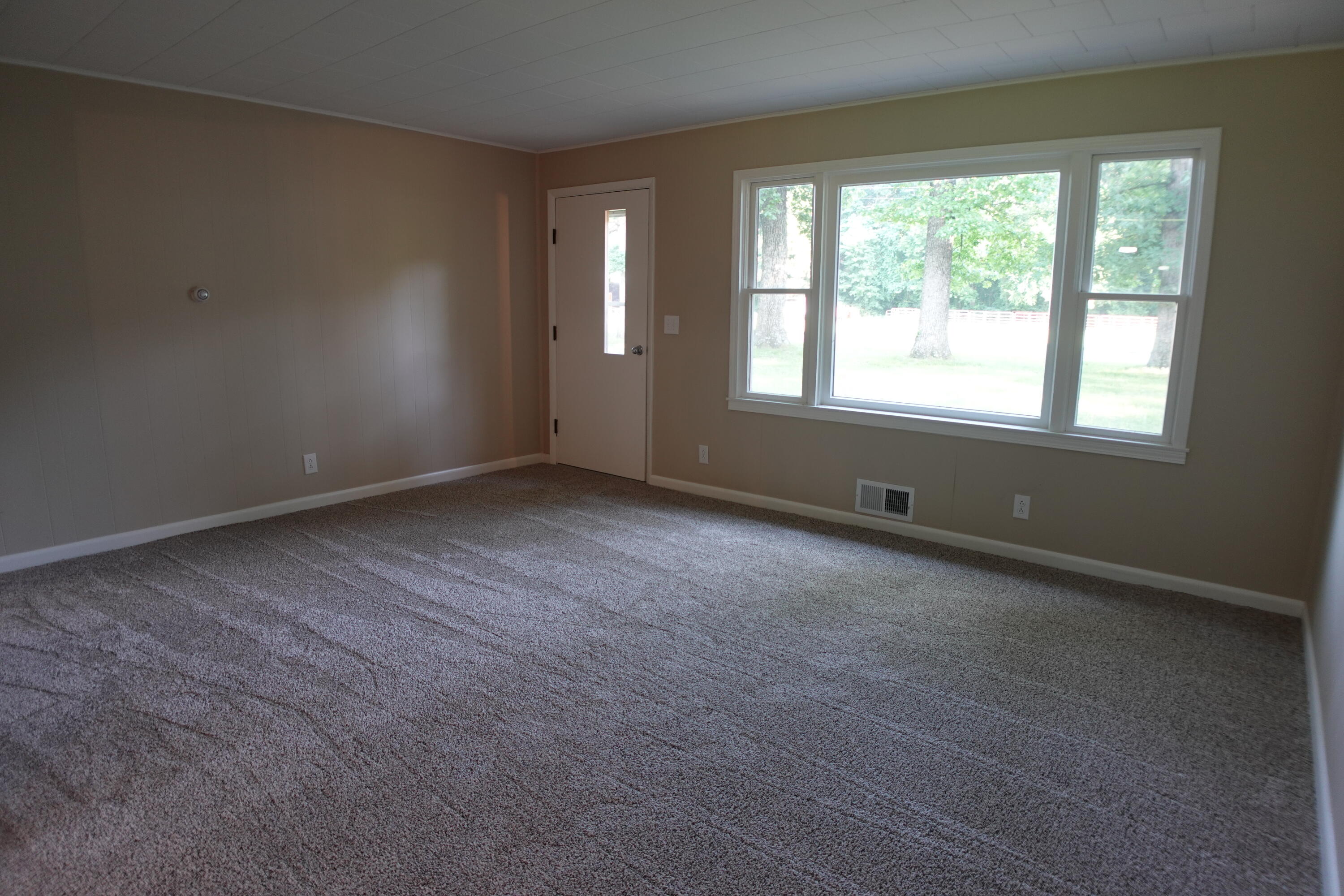 9920 East State Road Knox, IN 46534 - Photo 6 of 30 3000x2000