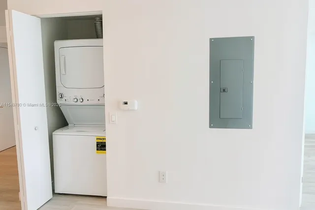 $489,000 | 501 Northeast 31st Street, Unit 3004, Miami, FL 33137