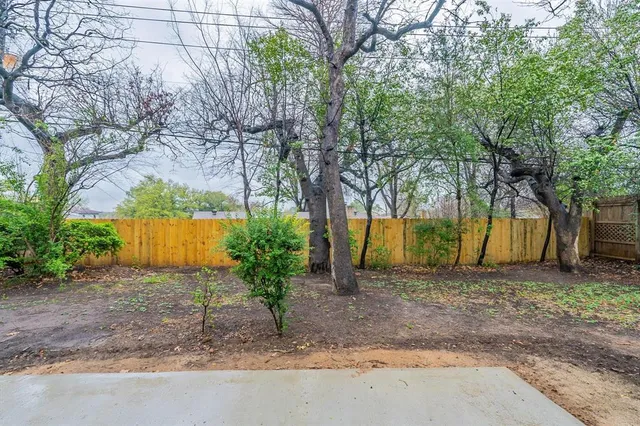 $315,000 | 2105 Castle Oaks Drive, Arlington, TX 76012