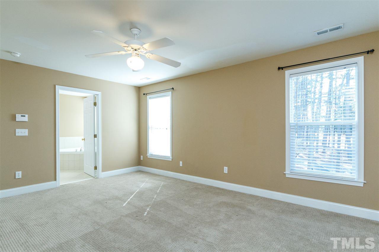 11215 Maplecroft Court Raleigh, NC 27617 - Photo 14 of 28 Gallery Image 14