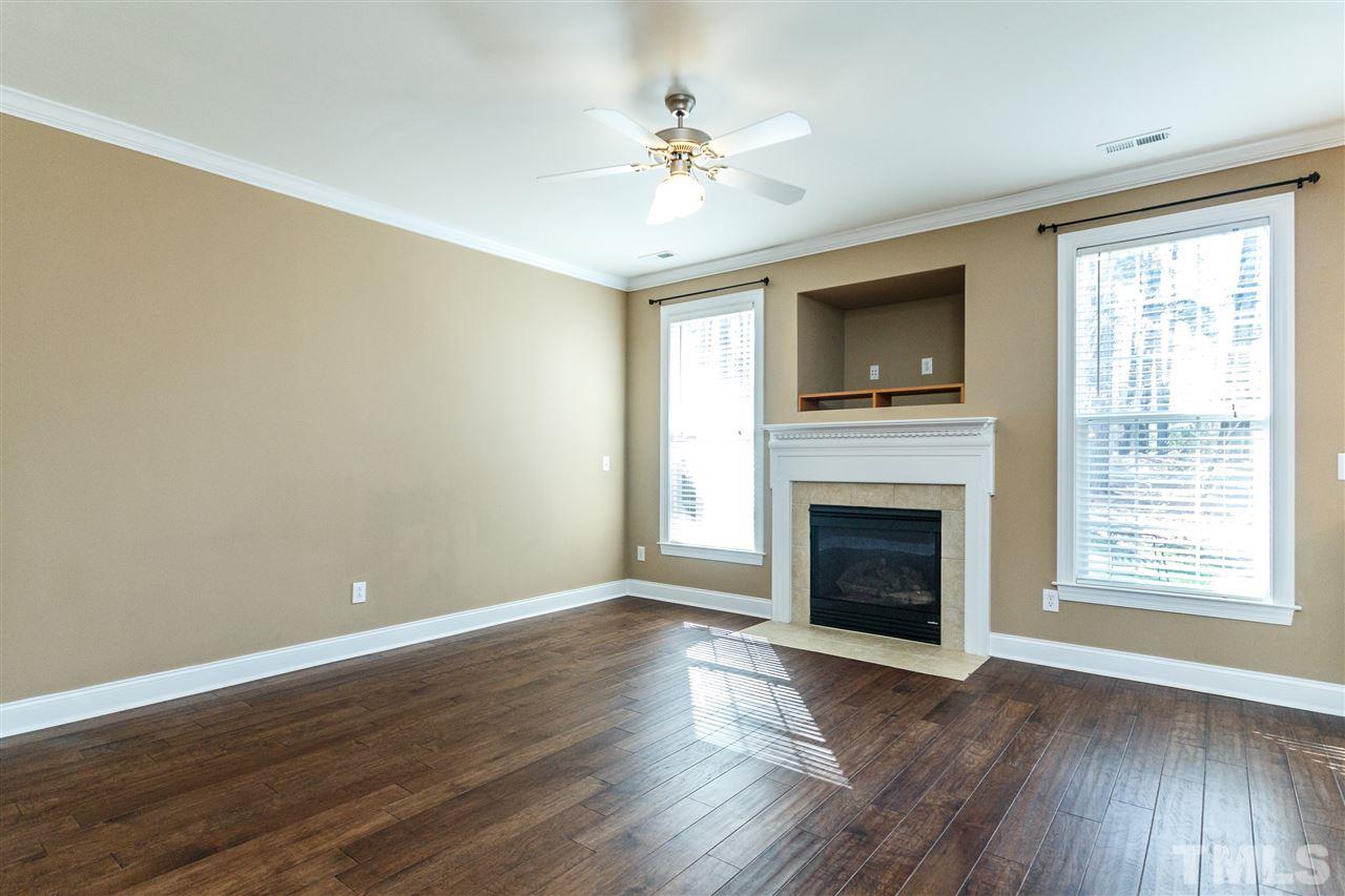 11215 Maplecroft Court Raleigh, NC 27617 - Photo 8 of 28 Gallery Image 8