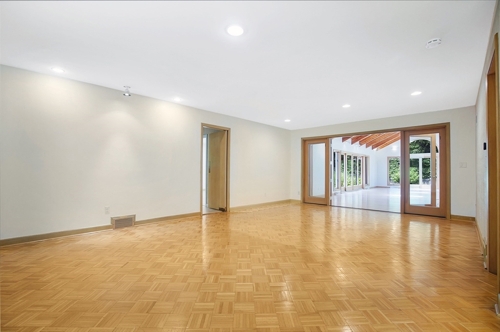 88 Briarcliff Road Longmeadow, MA 01106 - Photo 18 of 38 Gallery Image 18