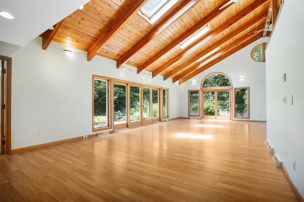 88 Briarcliff Road Longmeadow, MA 01106 - Photo 20 of 38 Gallery Image 20