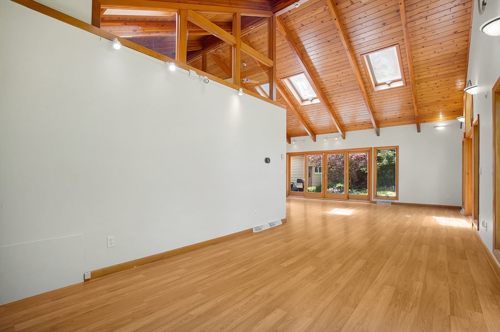 88 Briarcliff Road Longmeadow, MA 01106 - Photo 22 of 38 Gallery Image 22