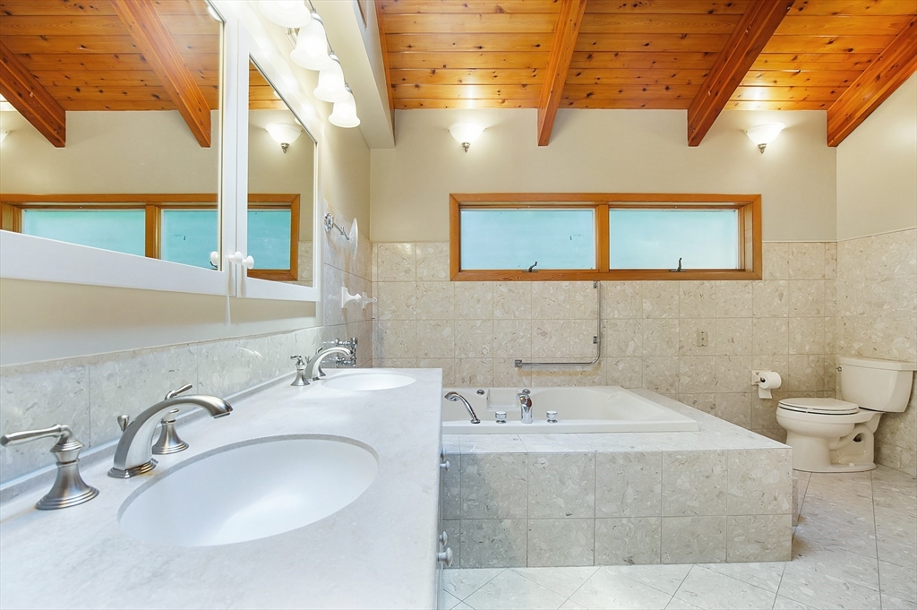 88 Briarcliff Road Longmeadow, MA 01106 - Photo 26 of 38 Gallery Image 26