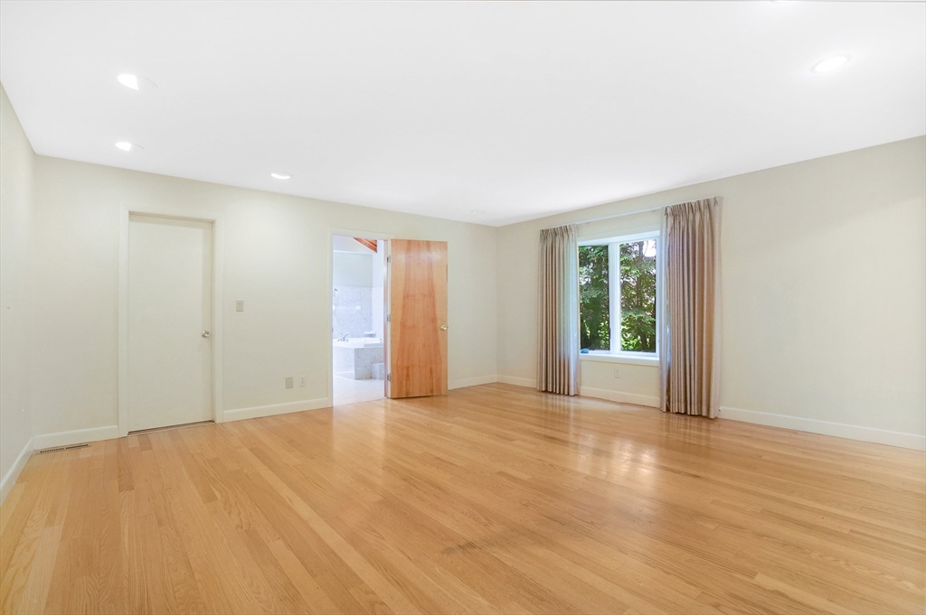 88 Briarcliff Road Longmeadow, MA 01106 - Photo 27 of 38 Gallery Image 27