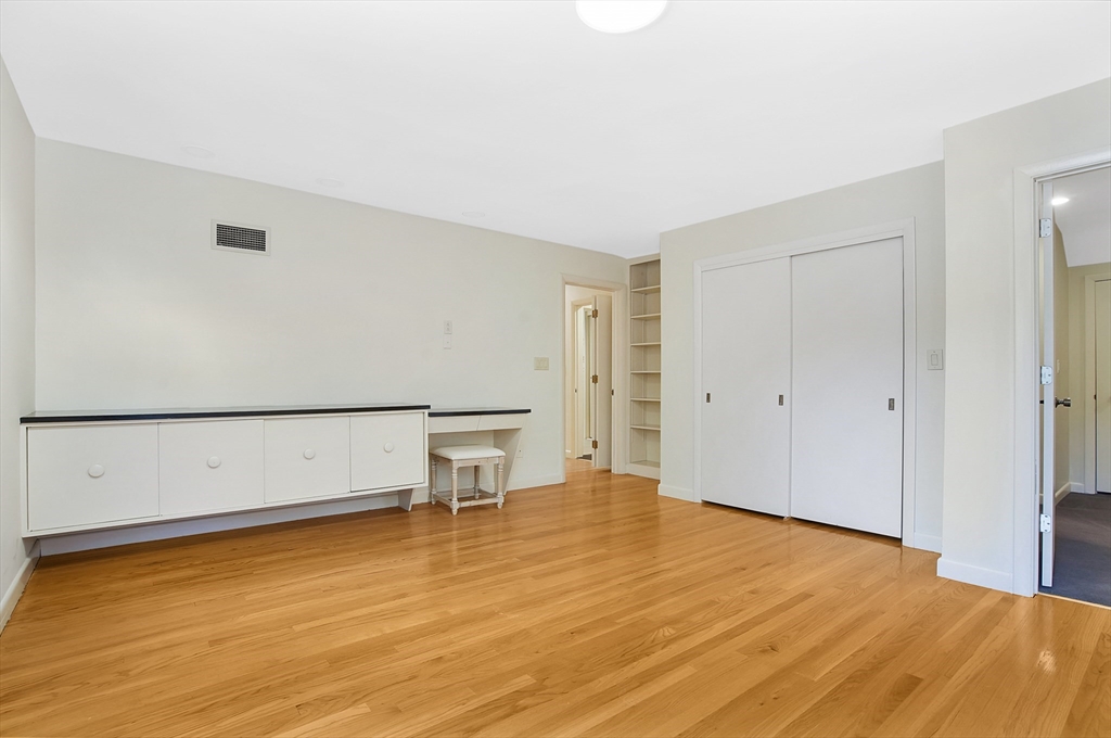 88 Briarcliff Road Longmeadow, MA 01106 - Photo 34 of 38 Gallery Image 34