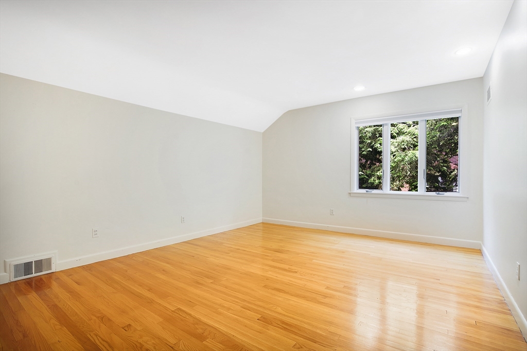 88 Briarcliff Road Longmeadow, MA 01106 - Photo 35 of 38 Gallery Image 35