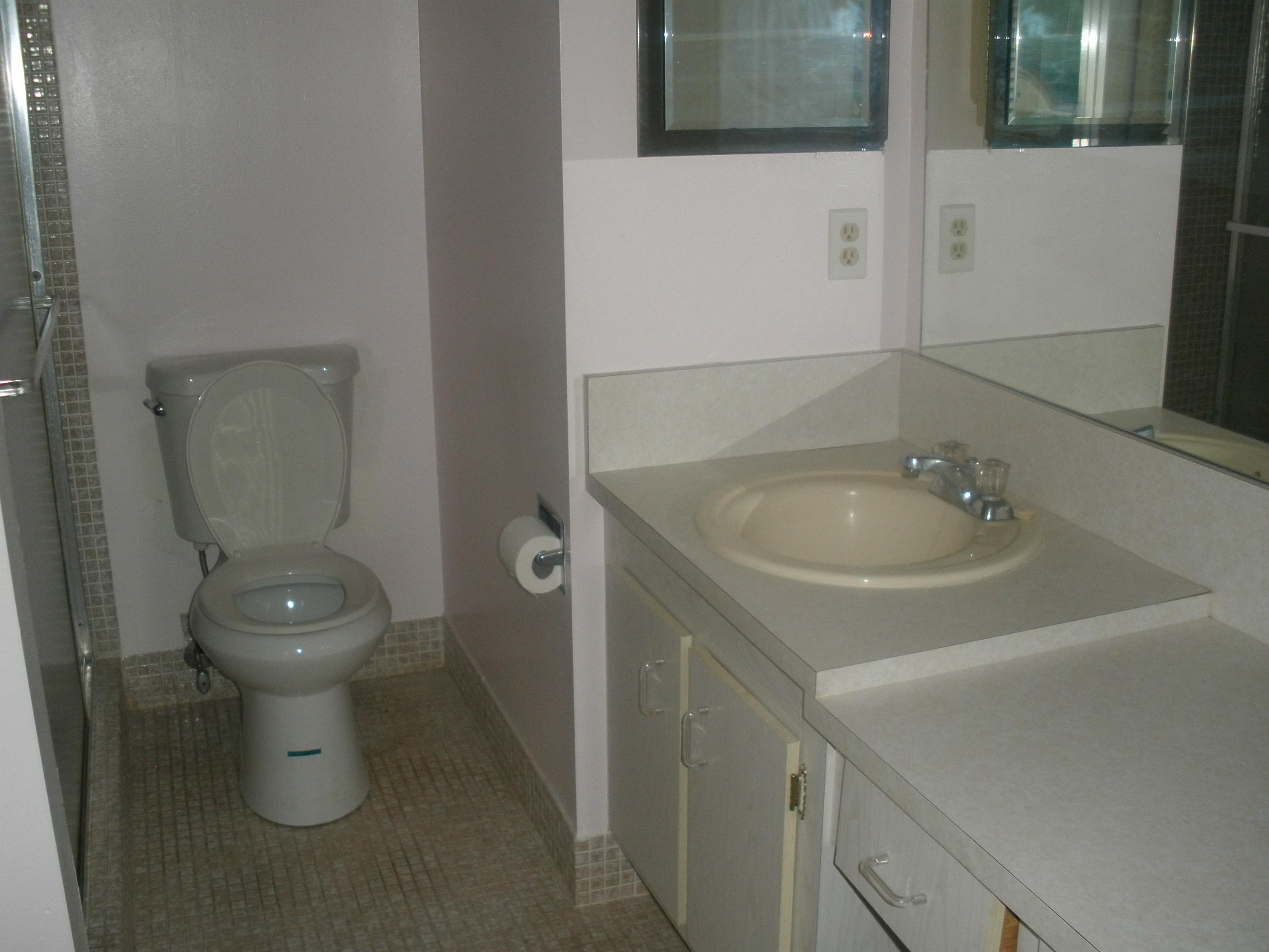 3037 Lincoln A, Unit B Boca Raton, FL 33434 - Photo 8 of 10 bath