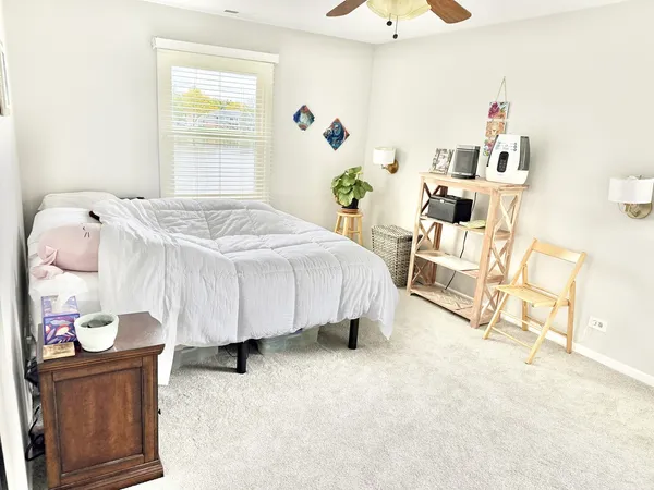 $2,350 | 27W705 Windermere Road, Unit 3008, Winfield, IL 60190