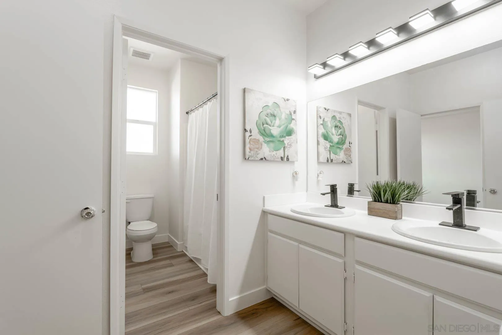 1360 Santa Victoria Road, Unit 2 Chula Vista, CA 91913 - Photo 15 of 36 Gallery Image 15