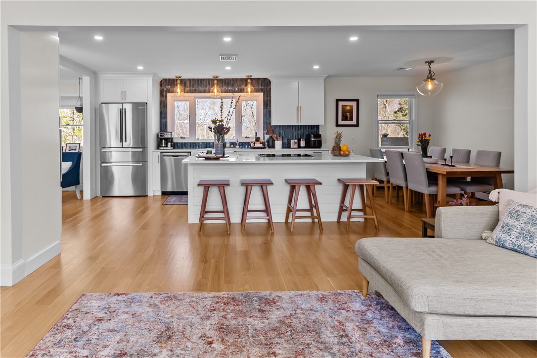 386 Stone Church Road Tiverton, RI 02878 - Photo 15 of 38