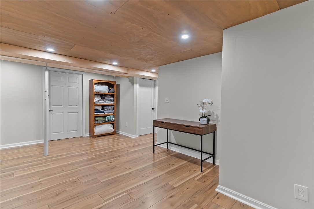 386 Stone Church Road Tiverton, RI 02878 - Photo 27 of 38