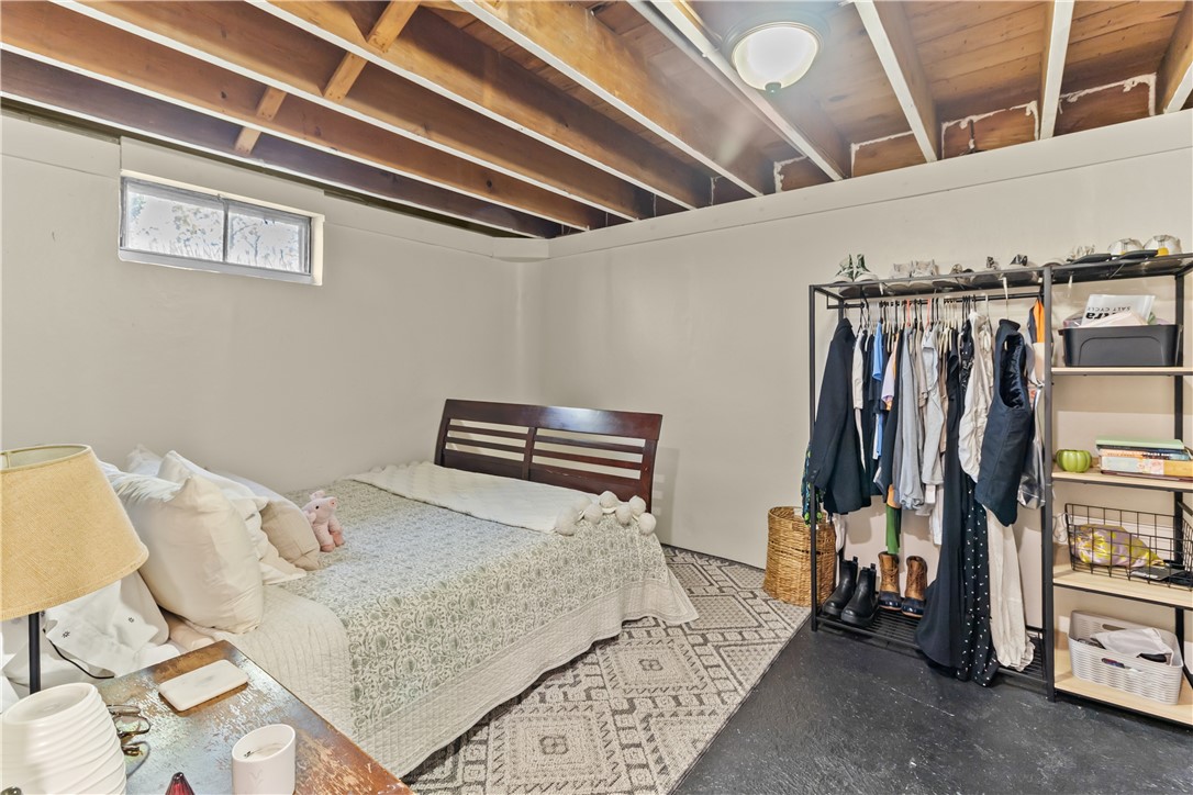 386 Stone Church Road Tiverton, RI 02878 - Photo 29 of 38