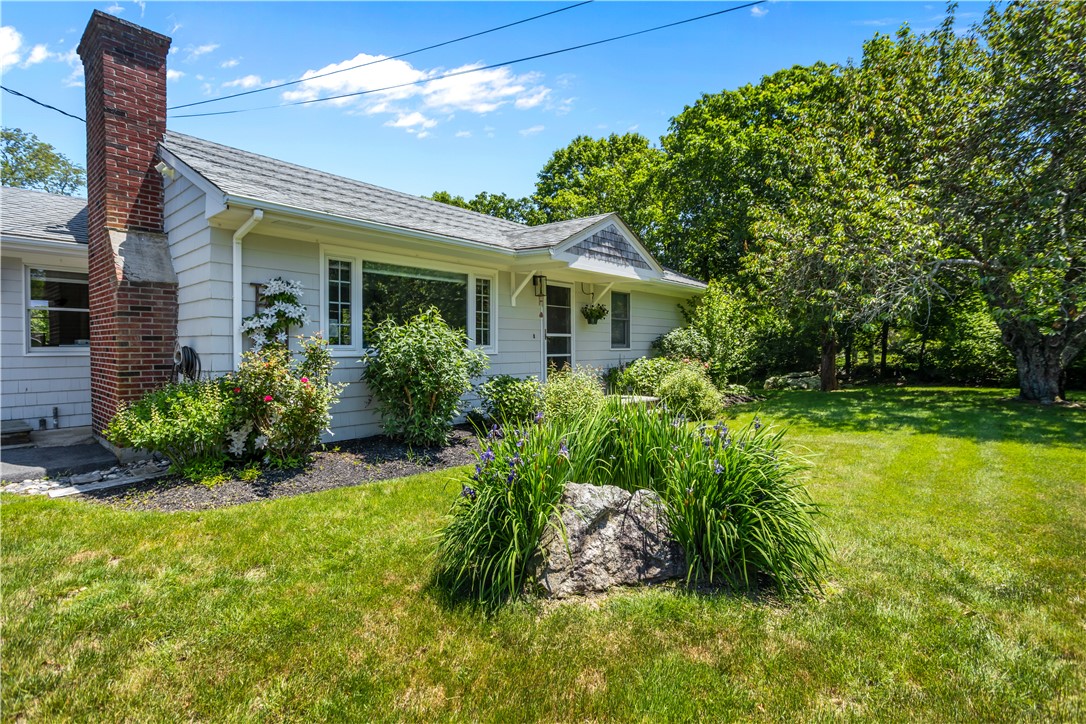 386 Stone Church Road Tiverton, RI 02878 - Photo 35 of 38