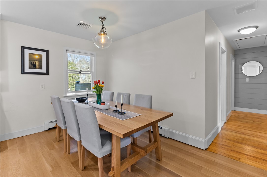 386 Stone Church Road Tiverton, RI 02878 - Photo 10 of 38